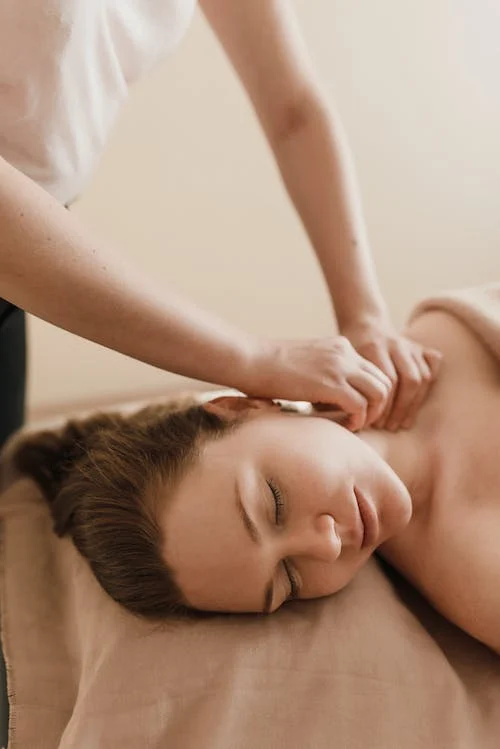 Combining Massage and Skin Care for Maximum Relaxation